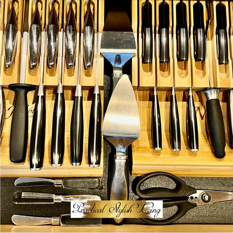Organized kitchen knife drawer.